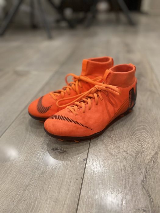 Бутонки Nike Mercurial Superfly Academy Junior FG Football Boot