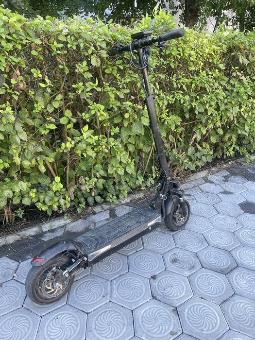 Vand trotineta ruptor r1 v2