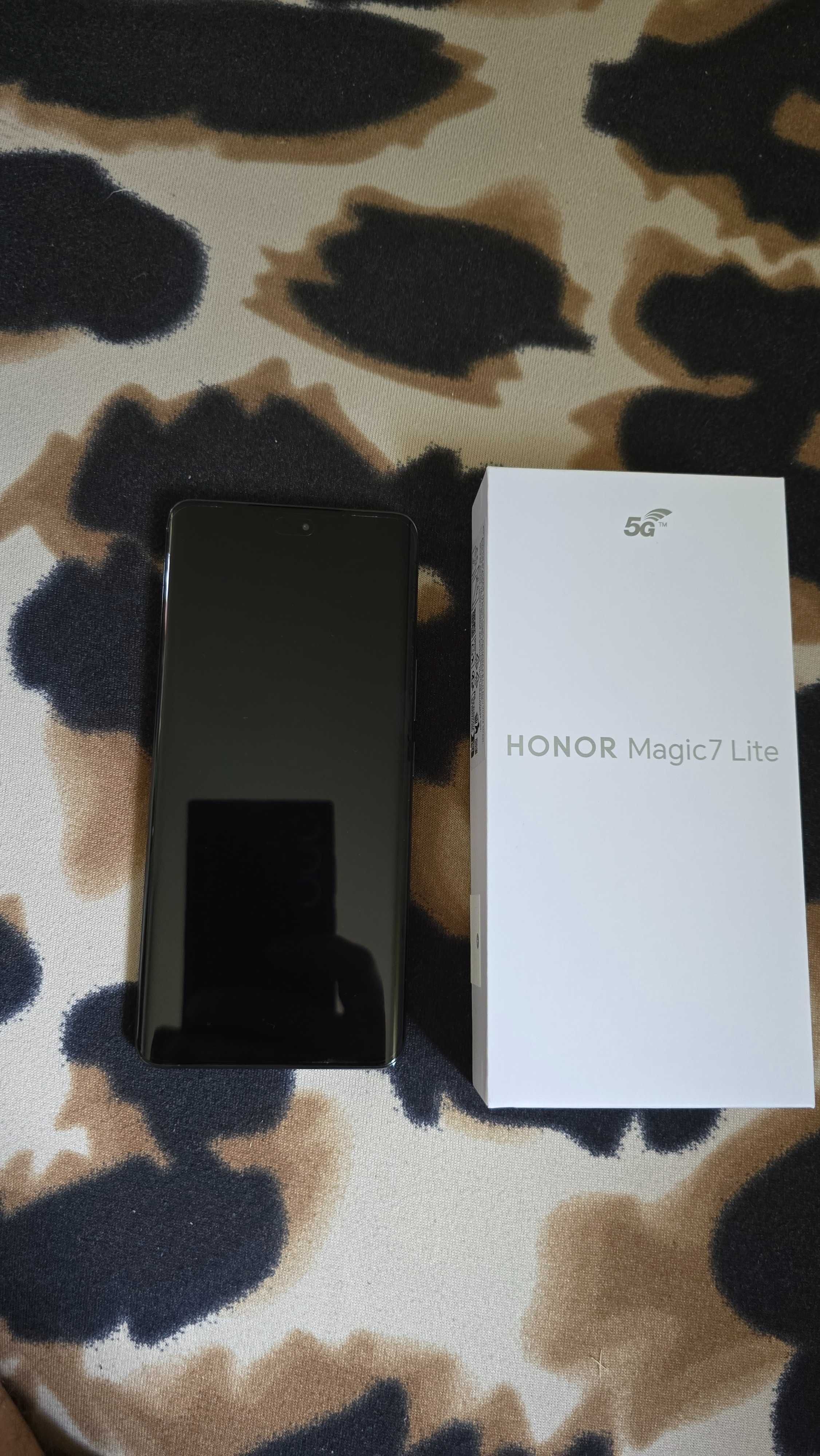 Vand telefon  Hunor Magic 7 lite nou