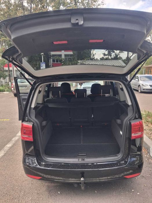 Vand VW Touran 2011, 1.6 TDI