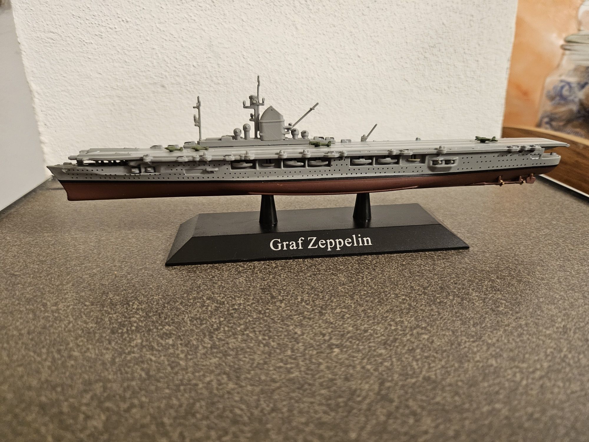 Macheta Portavion Graf Zeppelin