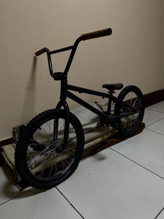 Продам БМХ.