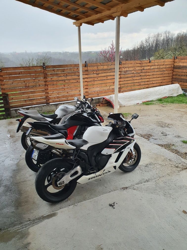 Zuzuki SV 650S (motocicleta sport)