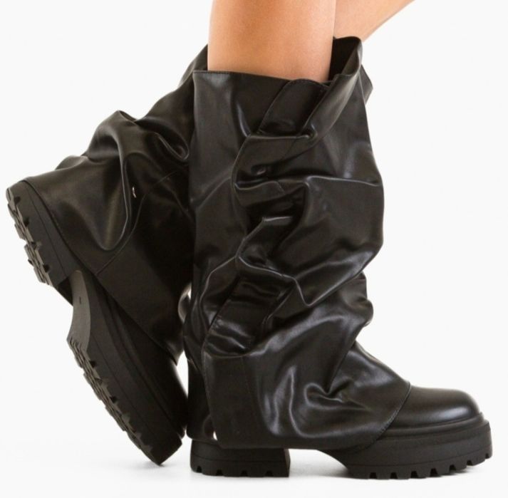 Ботуши със сваляща горна част!