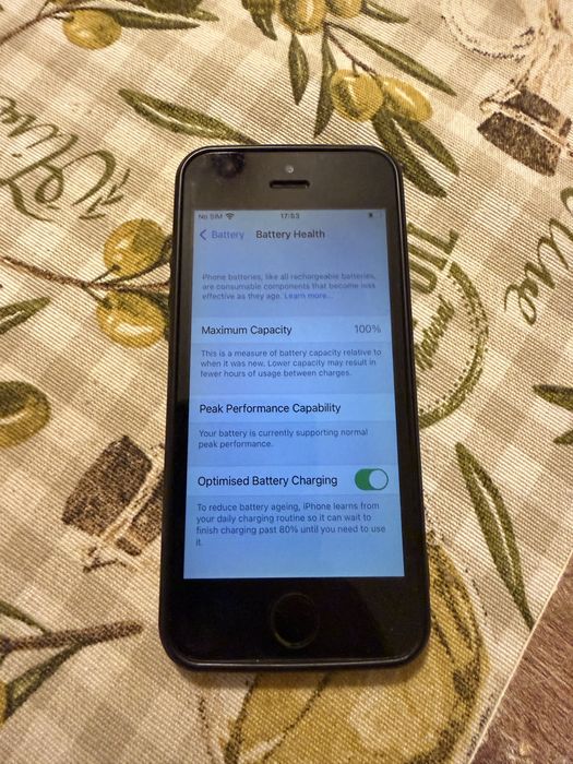 Iphone se 16gb space grey