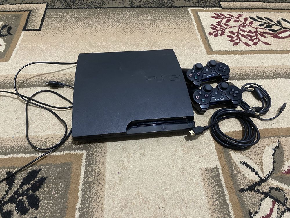 Playstation 3 в хорошем состояние