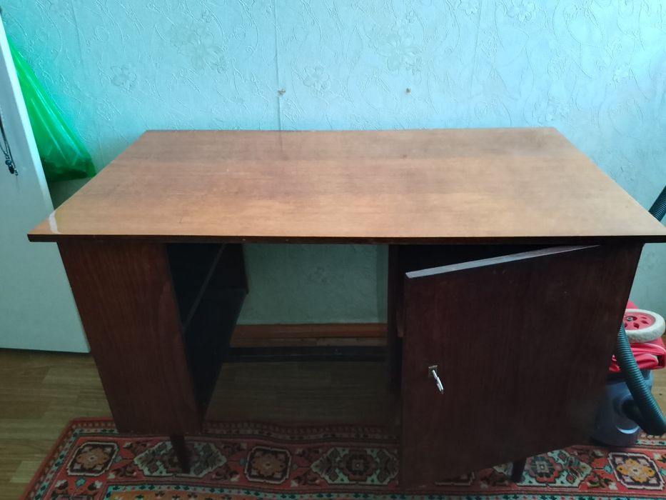 Продам рабочий стол