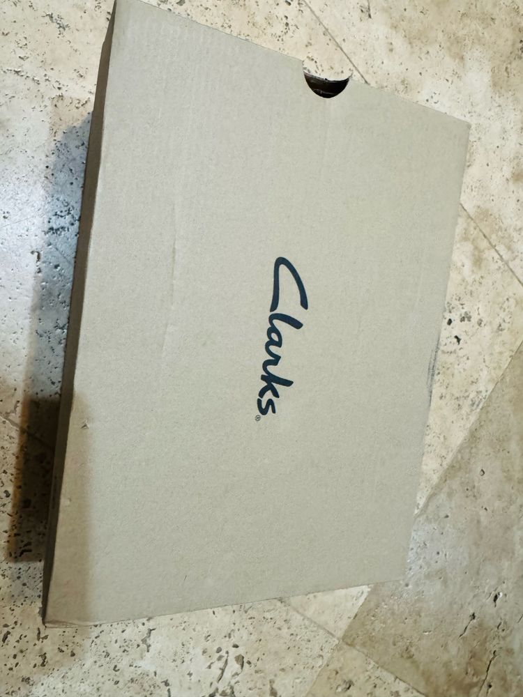 Кожени сандали на Clarks