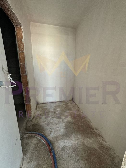 Продава се Тристаен апартамент в София, Полигона - 103 кв.м за 1738 €/кв.м - Снимка #8