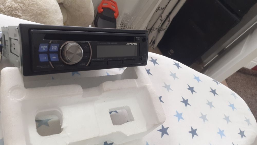 Alpine 100Eub usb-aux