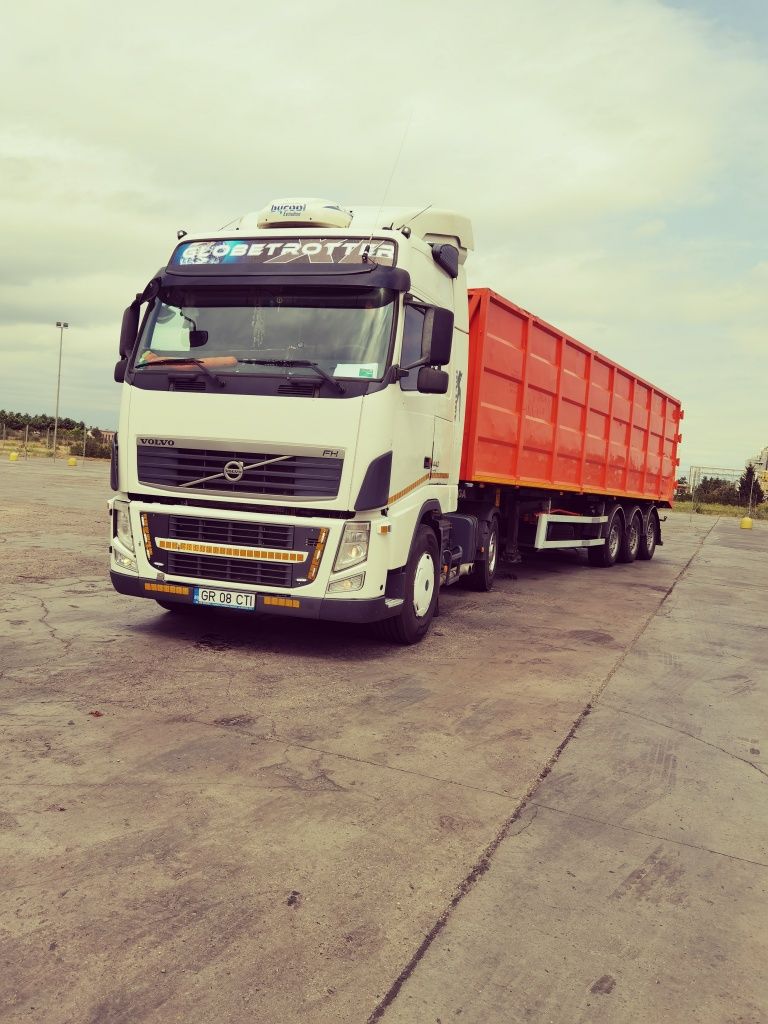 Se vinde ansamblu Volvo Fh13 +Semiremorca mega 
An fabricatie cap t