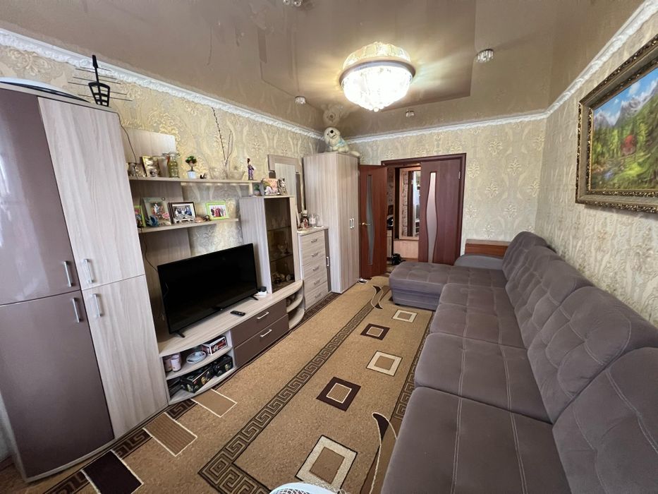 Продам 2х комн кв в м-не Боровской