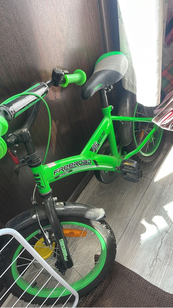 Bicicleta 4-6 ani