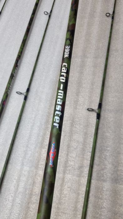 SET 4 Lansete Carp WINDBLADE 3.90m 3.5Lbs + 4 Mulinete AVIATOR DP70