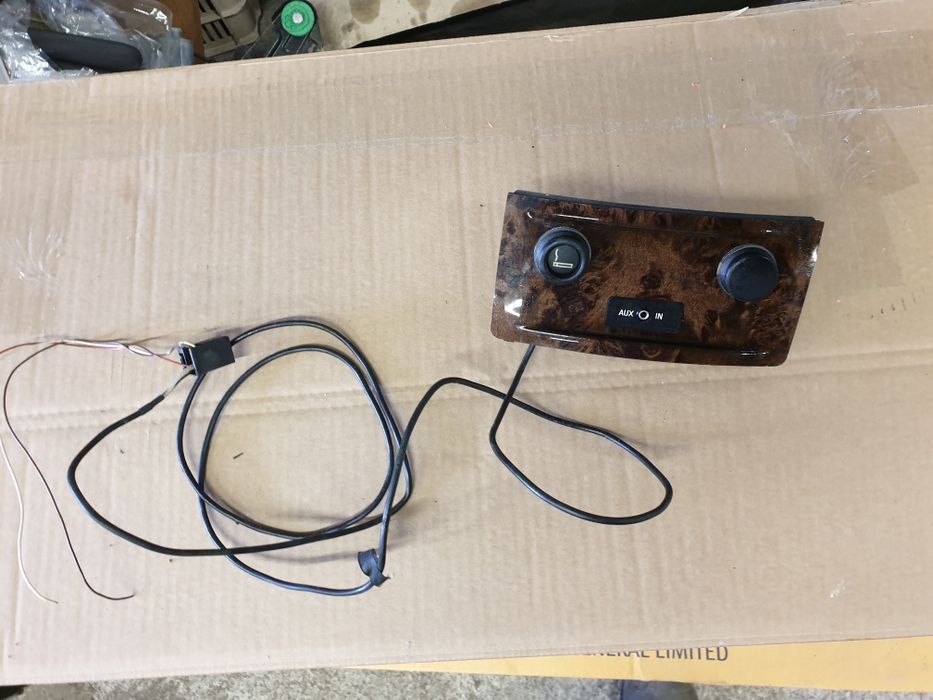 Аукс за бмв 5 серия е6х