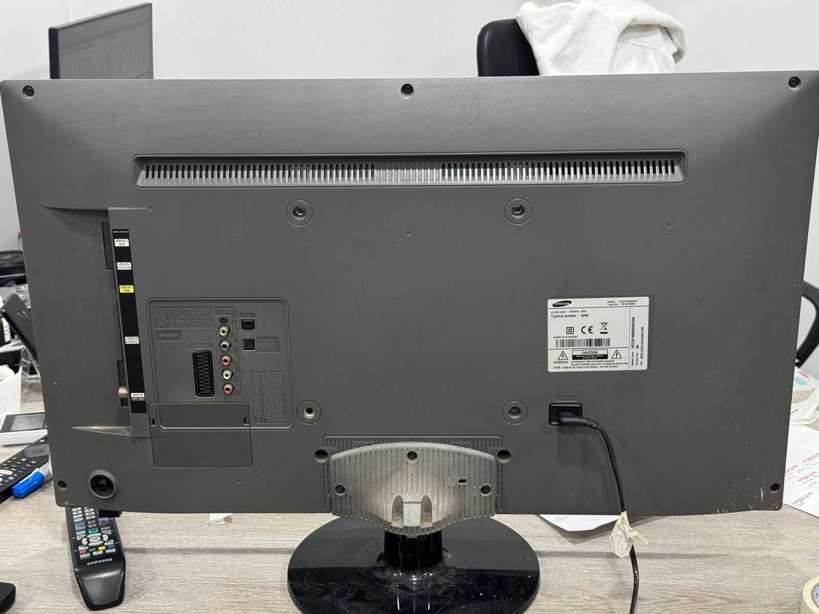 Tелевизор - Samsung UE32F4000AW