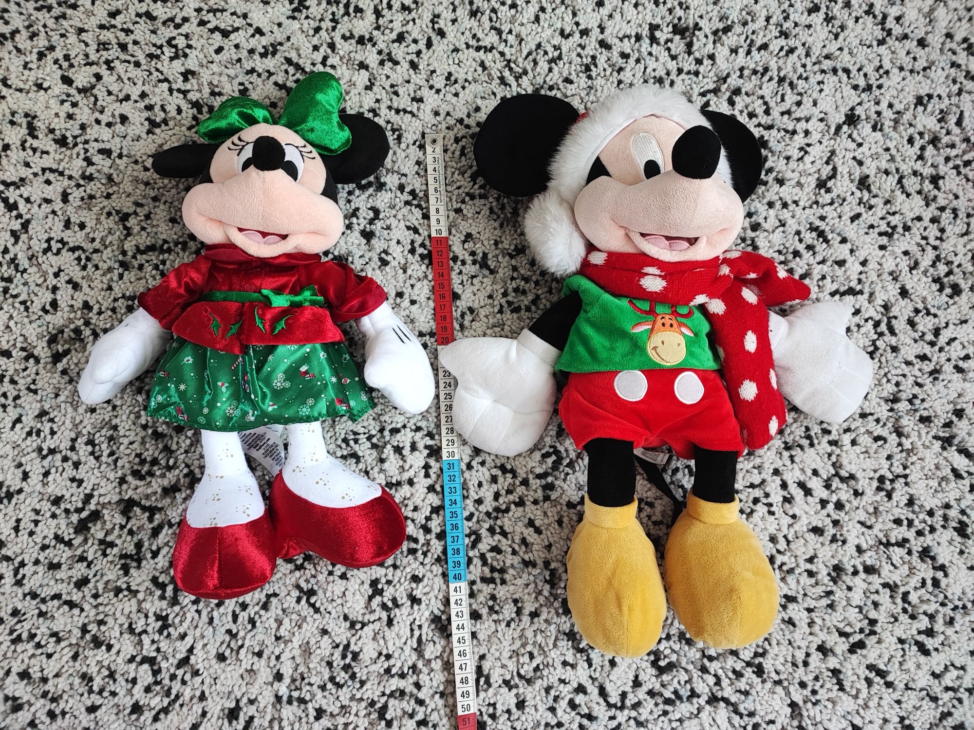Minnie si Mickey Mouse