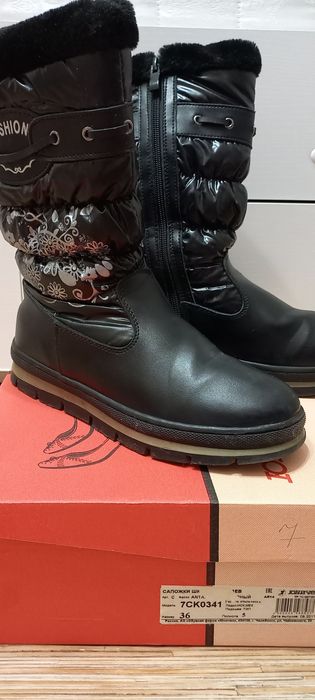 Продам сапоги на девочку 36 размер