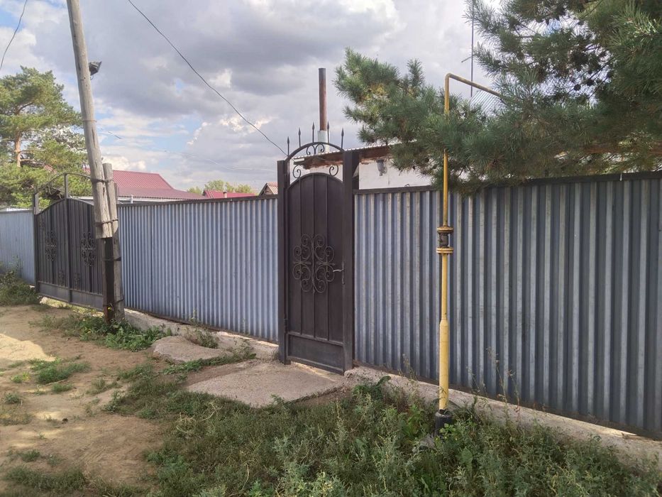 Продам отдельно стоящий жилой дом в начале правого берега 105 квм