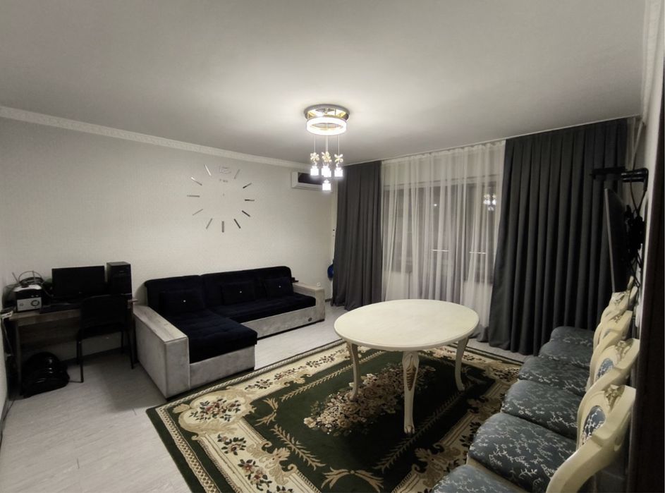 Продается Своя 2/2/9 квартира Метро Ойбек , Мирабад