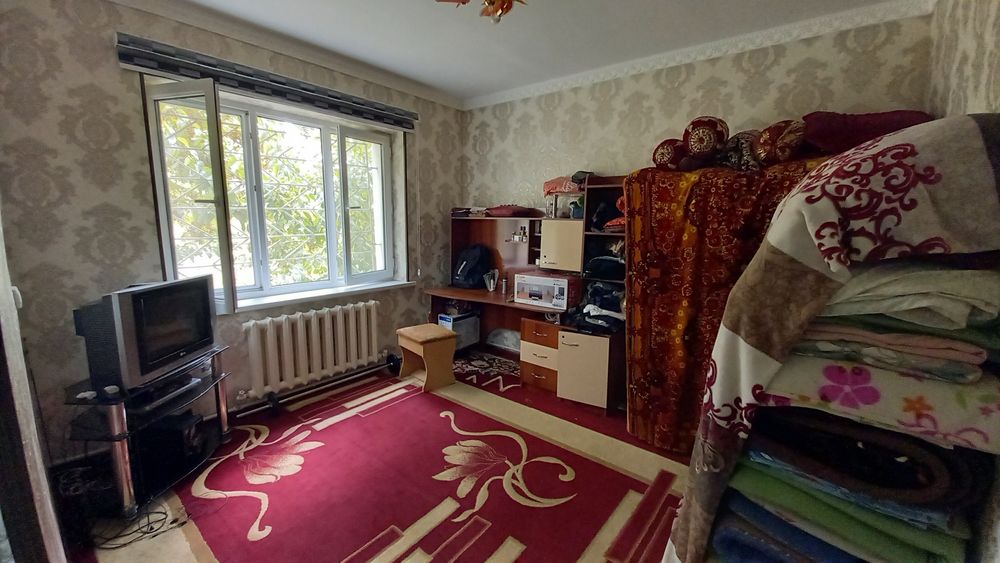 2 хонали квартира сотилади.