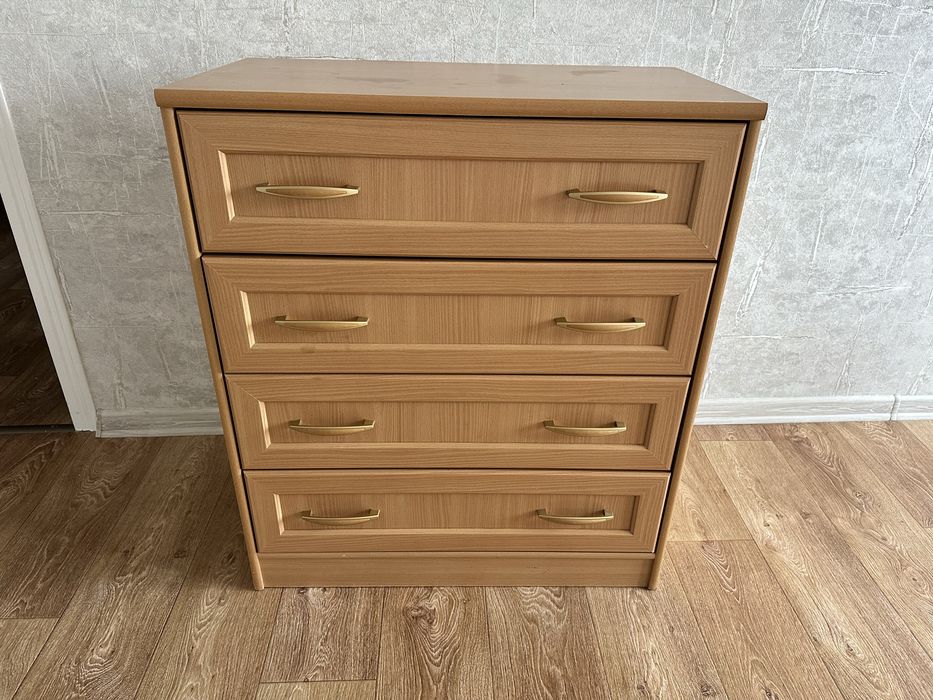 Продам комод в хорошем состоянии!