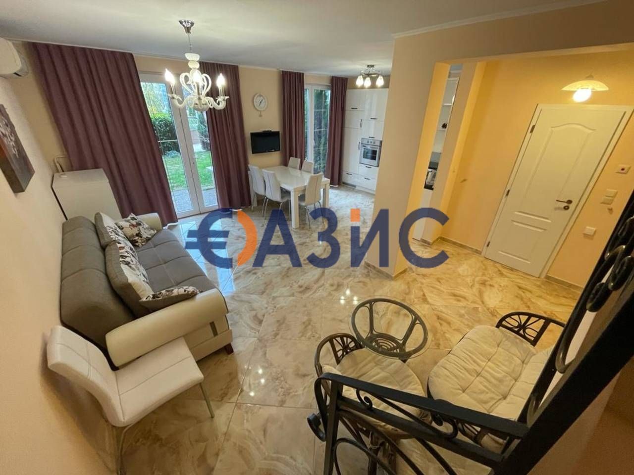 Продава се Тристаен апартамент в к.к. Слънчев бряг - 99 кв.м за 1717 €/кв.м - Снимка #8
