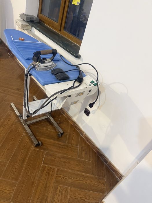 Masa de calcat profesionala BATTISTELLA