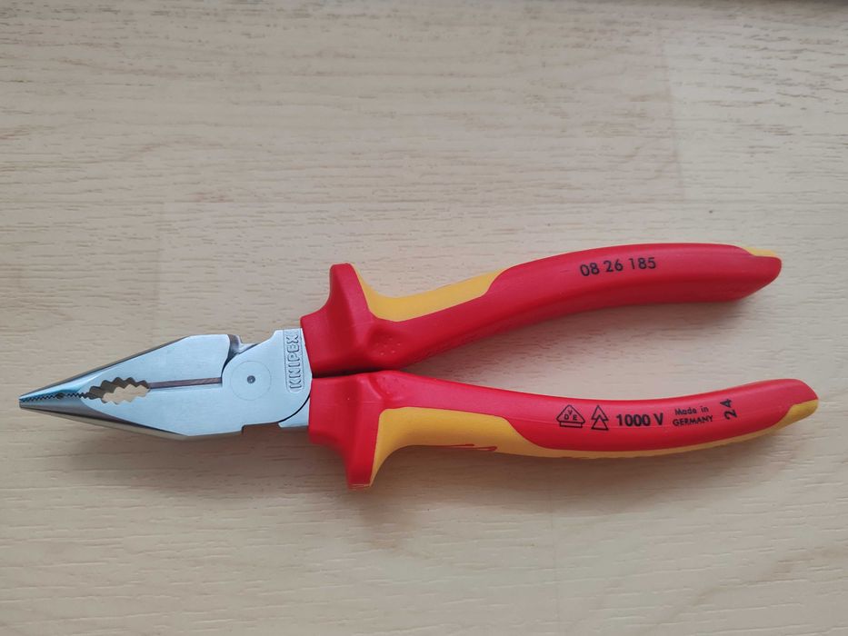 Комбинирани клещи KNIPEX  08 26 185