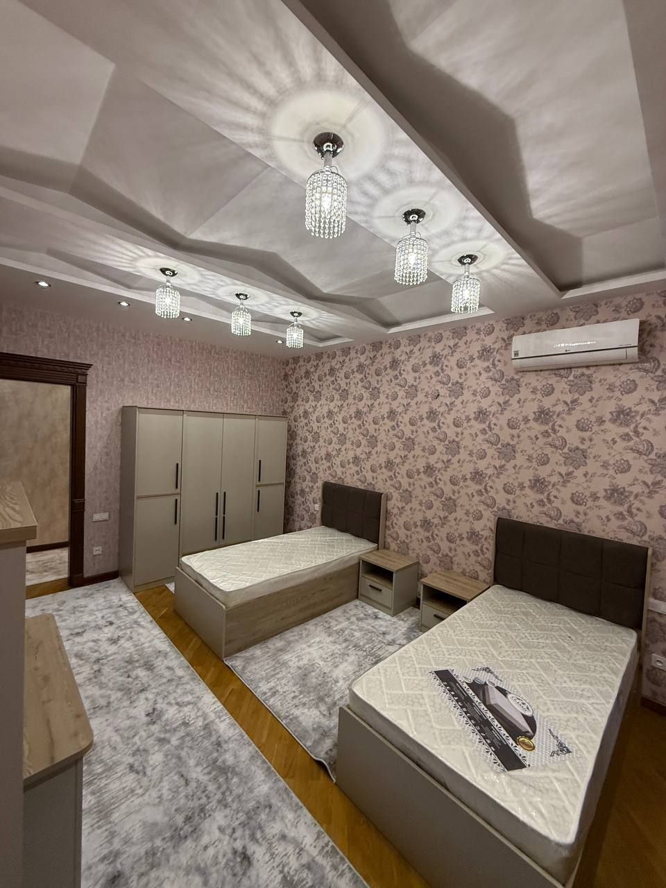 Sotiladi Габус Центр Мирабад Фидокор 5//1//7 178м2 с обстановкой