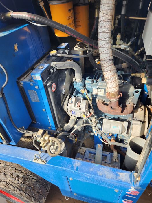 Masina pentru pavaje Hydromac 2000