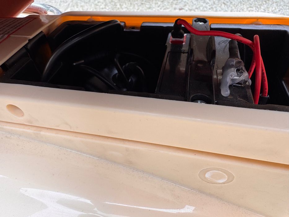 Motoreta electrica pentru copii