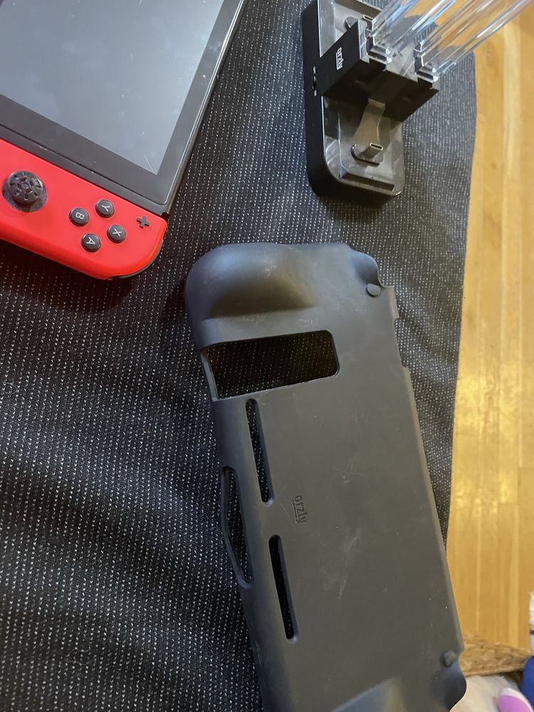 Nintendo Switch с екстри