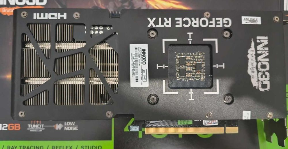 vand placa video rtx 4070 12gb gddr6 192 biti full box la cutie