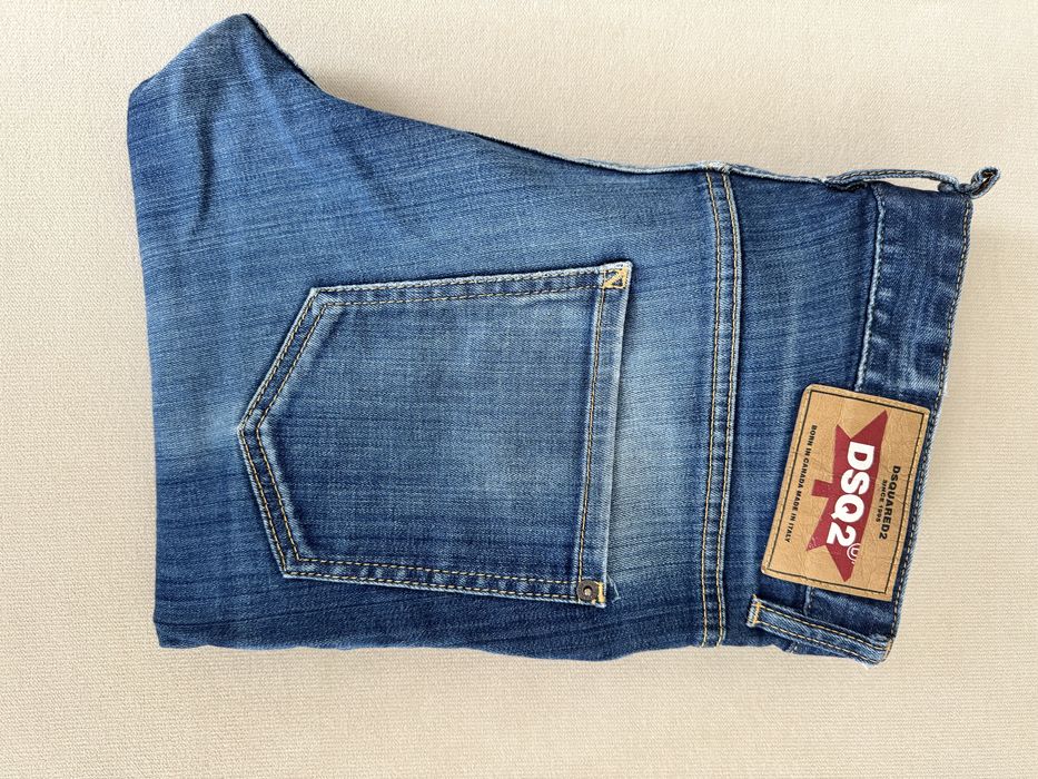 Blugi Dsquared 2 - Marimea 48 - Originali.