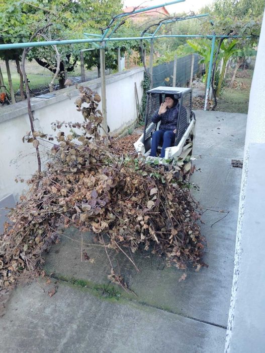 Продавам мини челен товарач  BOBKAT TCM 315