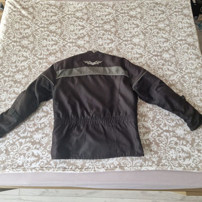 Vand geacă moto/scuter/atv pt. sezonul vară/iarnă.Poze reale!