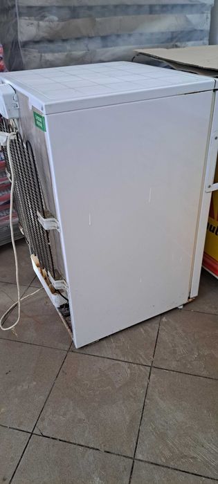 Frigider mini artic cu geam