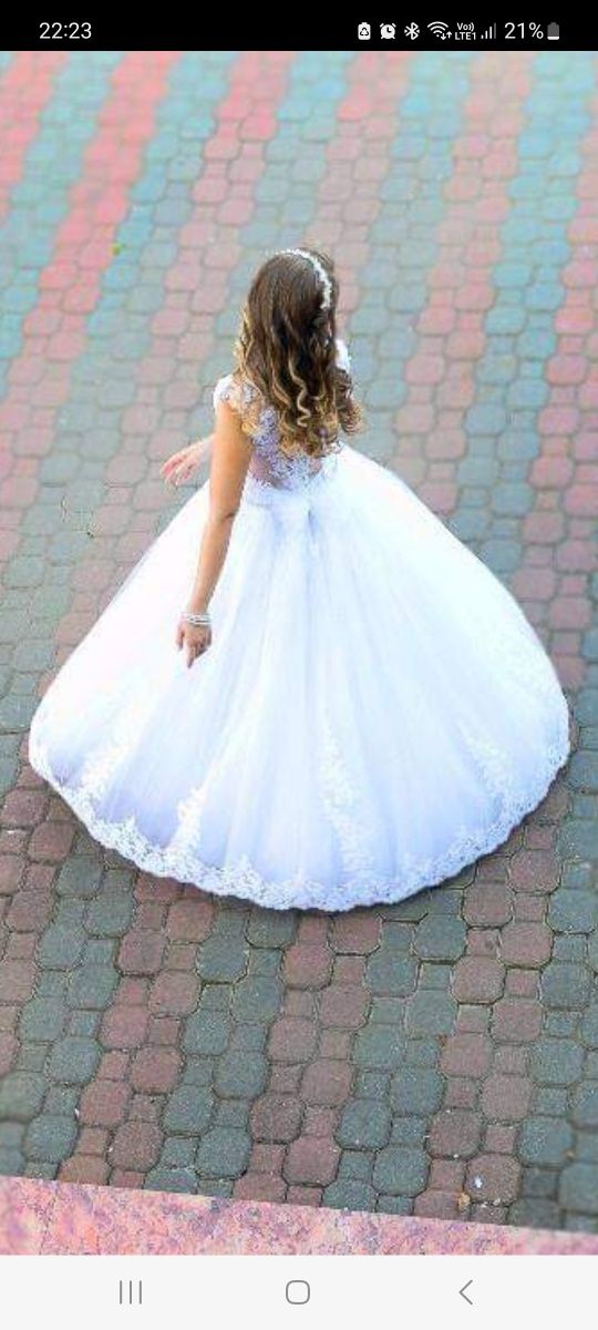 Rochie de mireasa +voal mireasa