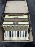 Vand acordeon Hohner Verdi 1