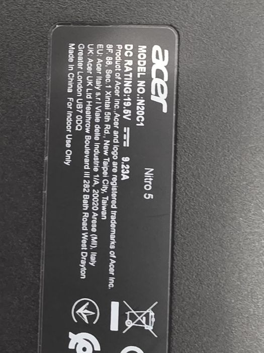 Procesor, rami, carcase, display laptop