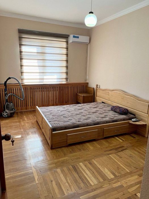 Банквский дом 2в3/4/5 с лифтом 100 кв м. Ор-р Метро Новза 200 метр