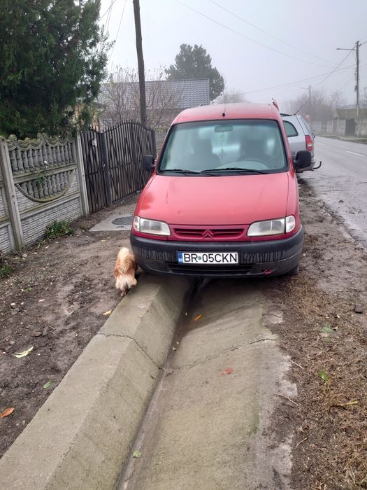 Vând Citroen berlingo