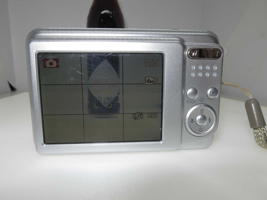 FujiFilm AX250 14MP компактен цифров фотоапарат дигитална камера