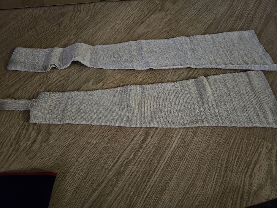 Пояс для спины и чулки мужские