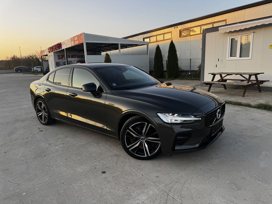 Volvo S60 2021 R Design/full led/keyless/camera/distronic/lane/side