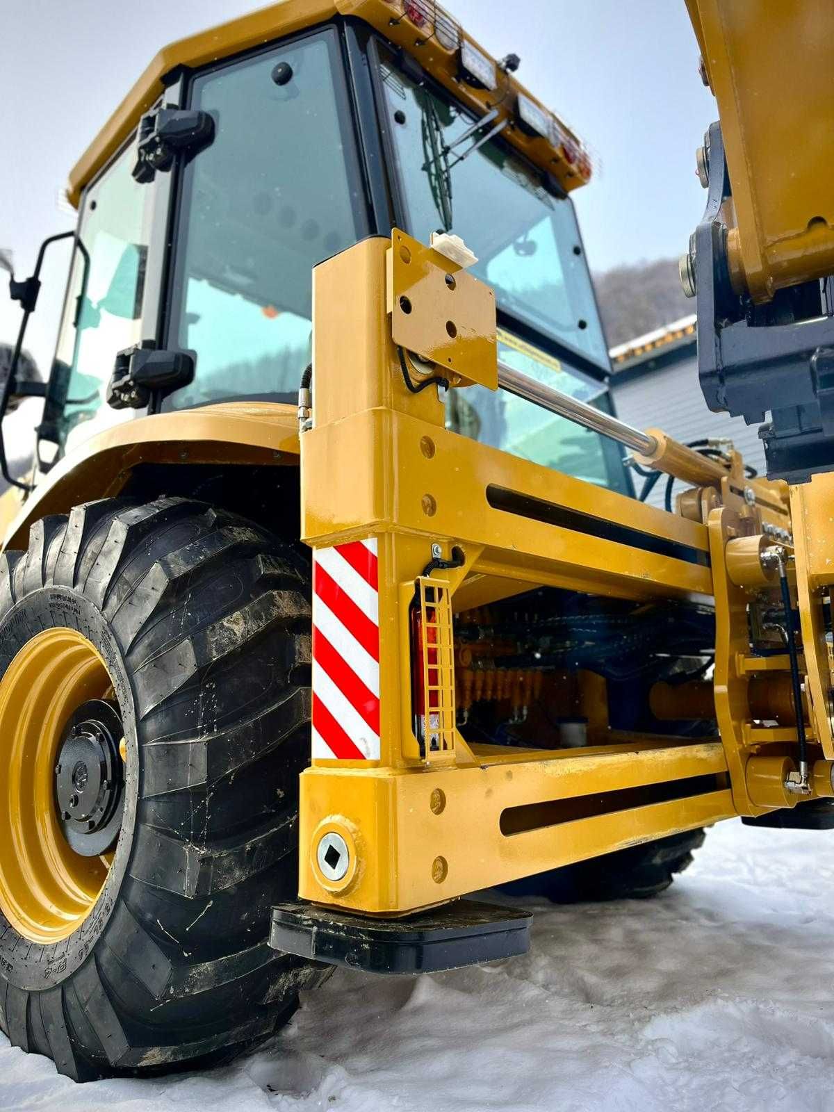 Buldoexcavator 9tone 4x4 cu brat telescopic
