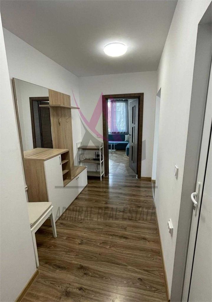Дава се под наем Тристаен апартамент в Варна, Левски - 80 кв.м за 650 € - Снимка #3