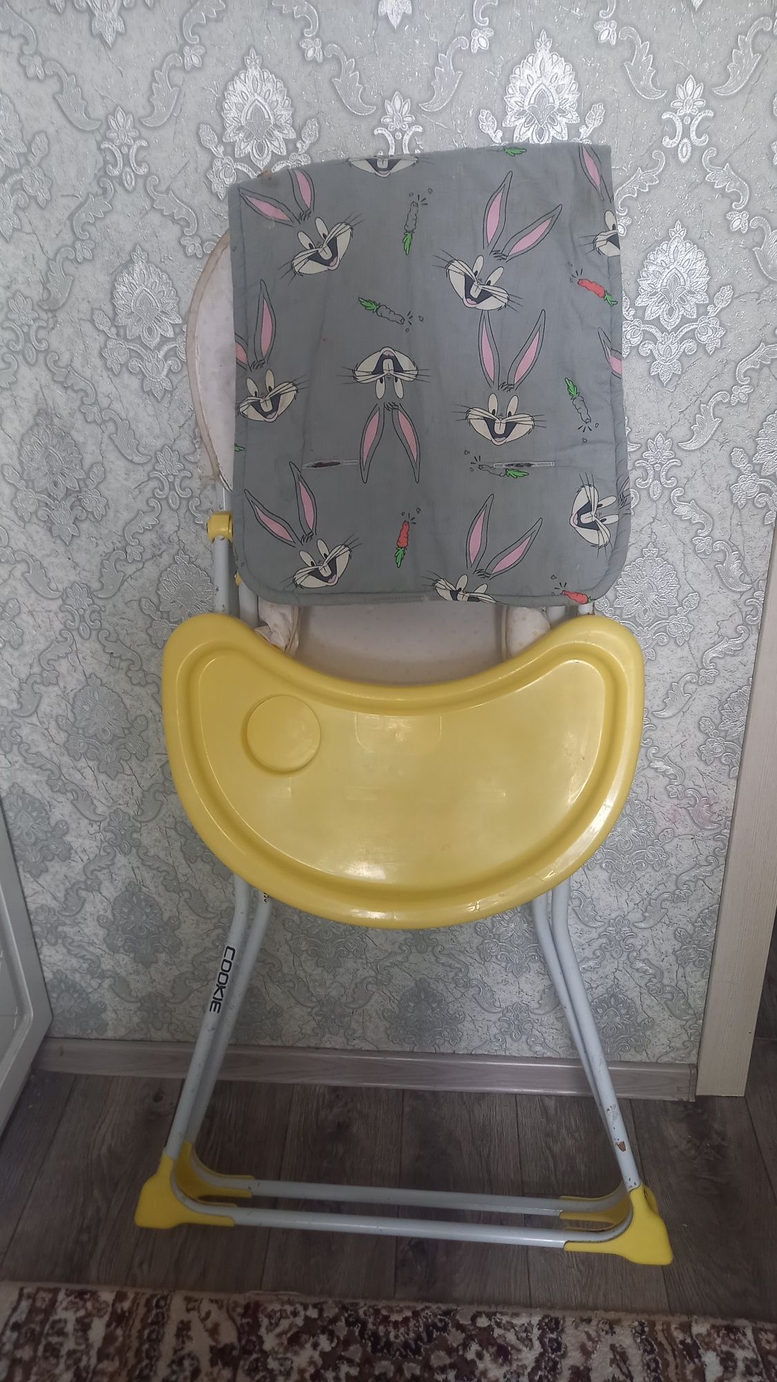 Детский стул для кормление