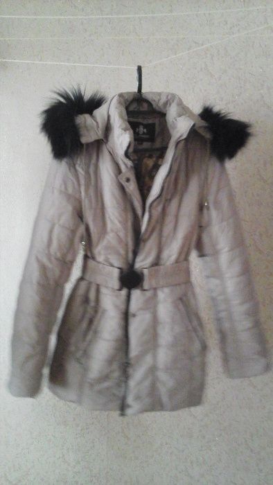 Женская куртка..